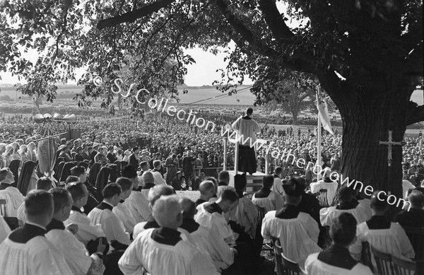 PANORAMO DURING FR.VERNON JOHNSTON'S SERMON